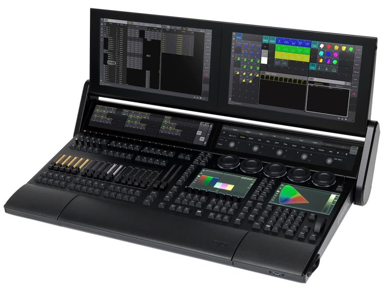MA3 Light 4,096 Ch Console